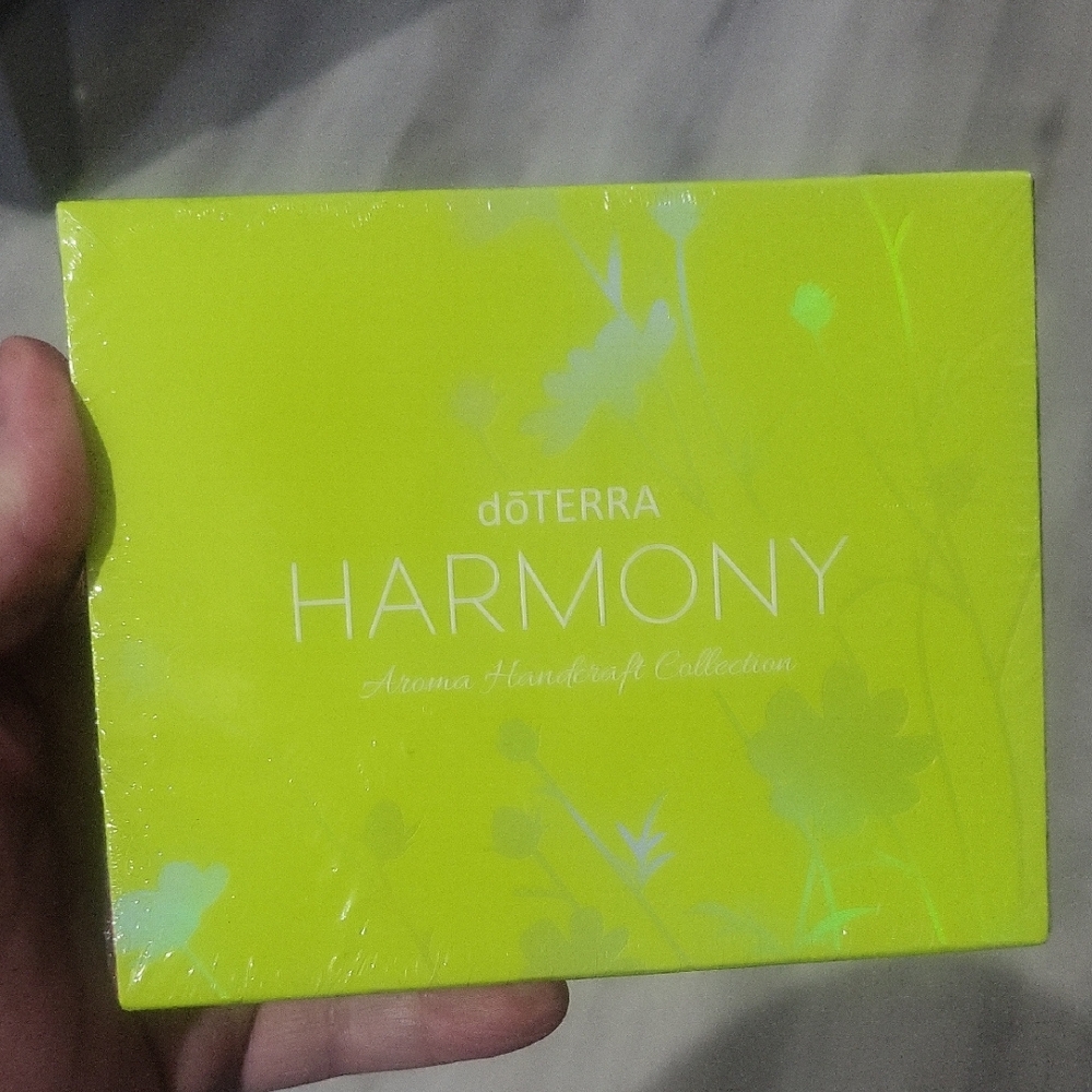 doTERRA Harmony Bright Green Box